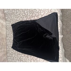 JBS Inc Black Velvet Stretchy Plus Size 2X‎ Mini Skirt